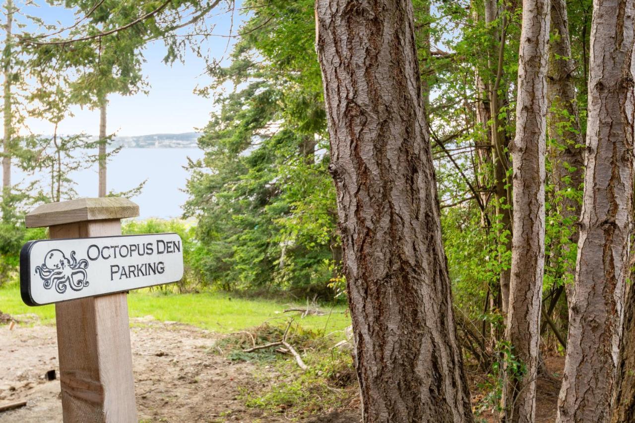 Octopus Den Coupeville Exterior photo